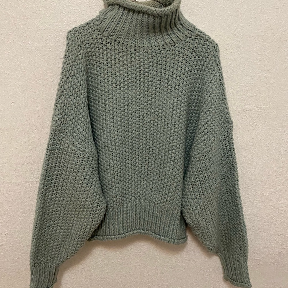 H&M Funnel Neck Chunky Knit Seafoam Green Sweater - Size Small